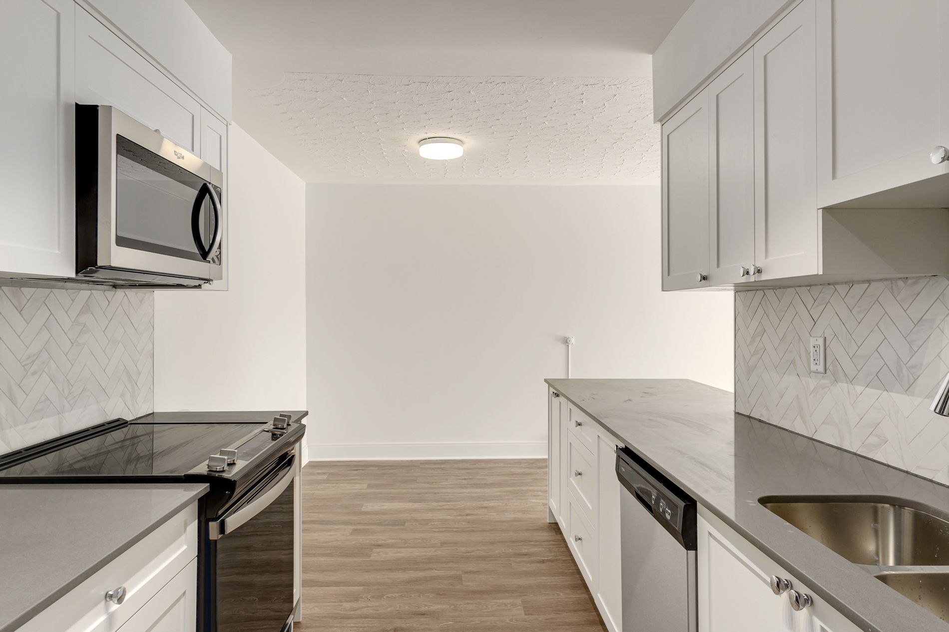 Fraser Tolmie Apartments Gallery