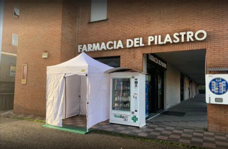 Esterno farmacia
