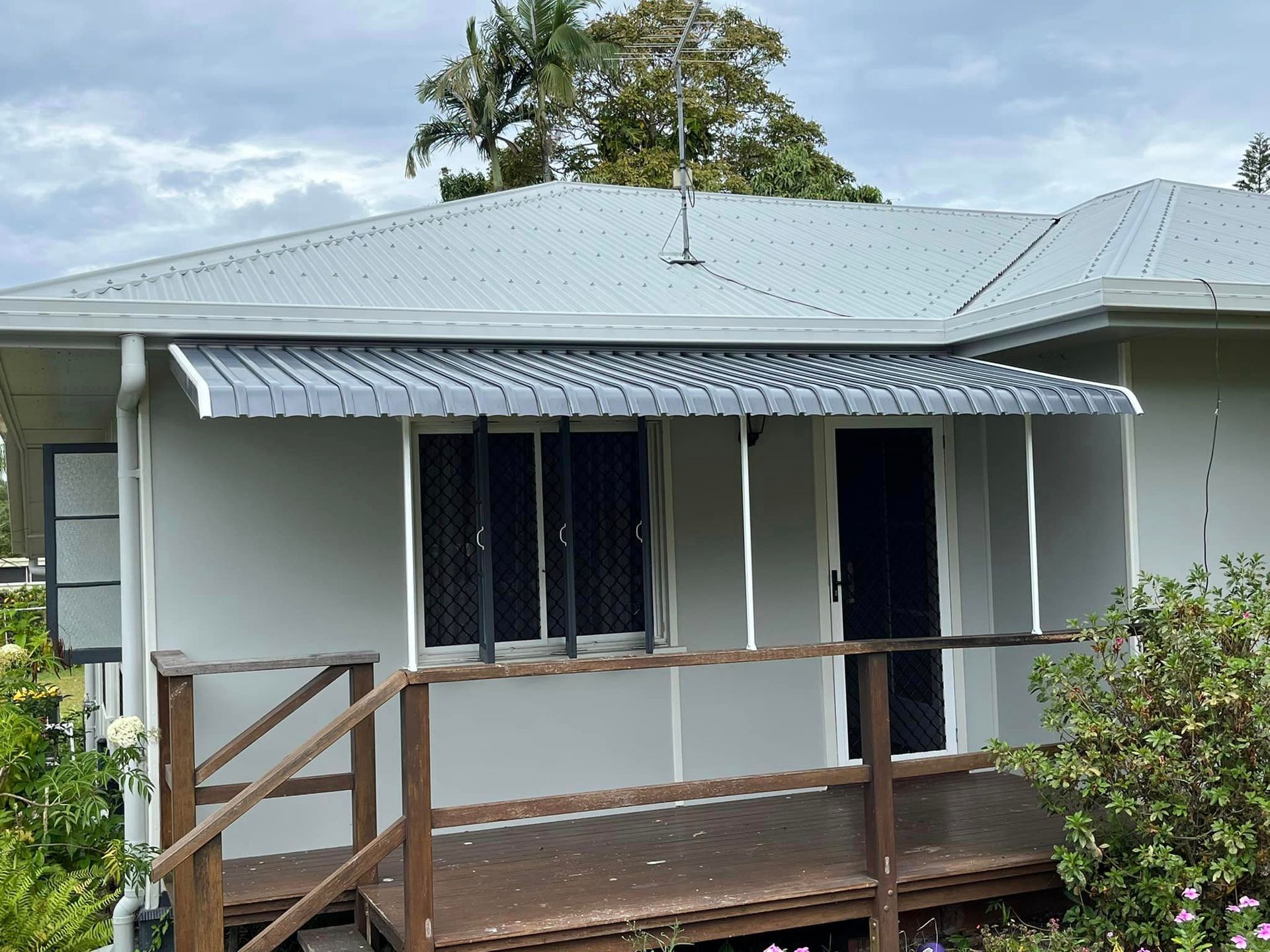 Aluminum Awning on a House  — Whitsunday Blinds & Security In Beaconsfield, QLD