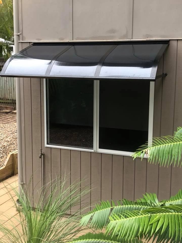 Outdoor Awning on the Side of a House  — Whitsunday Blinds & Security In Beaconsfield, QLD