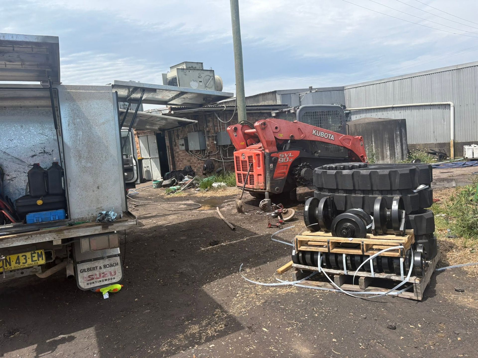 Mobile truck mechanics