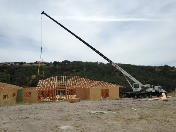 Big Crane - Atascadero, CA - A Superior Crane