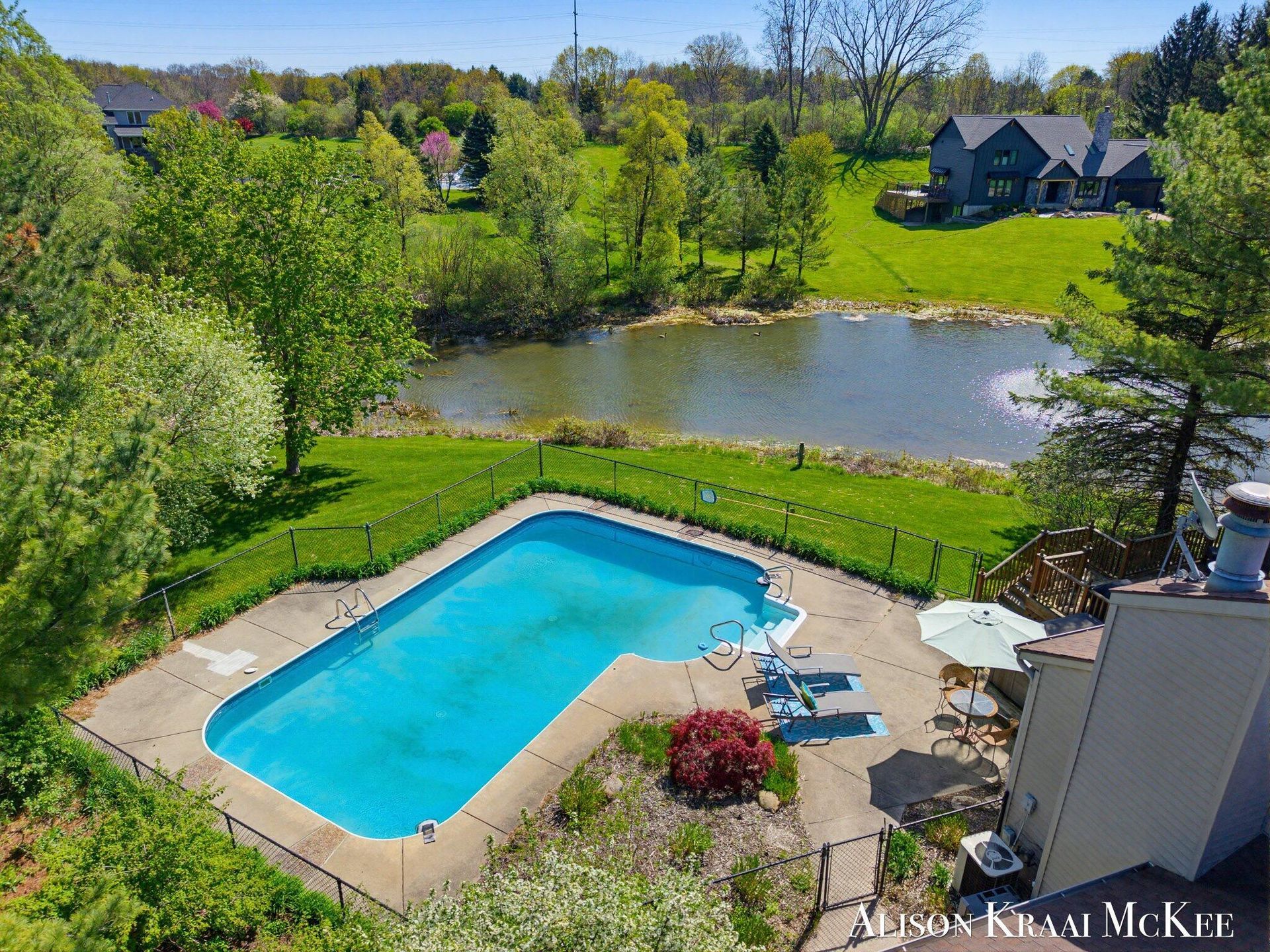 100 Rollingbrook NE
Ada, Michigan 49301