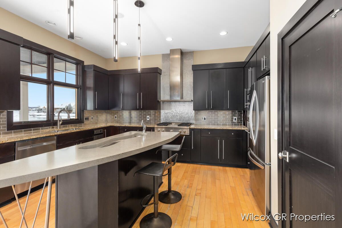 1726 N Bay Drive, Hudsonville, 49426