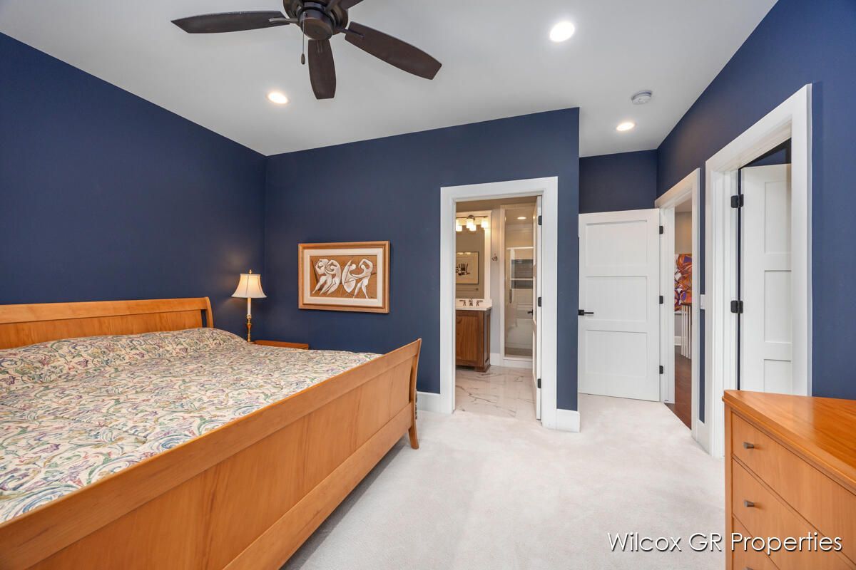 7275 Schoolhouse Drive SE #5, Ada, MI 49301