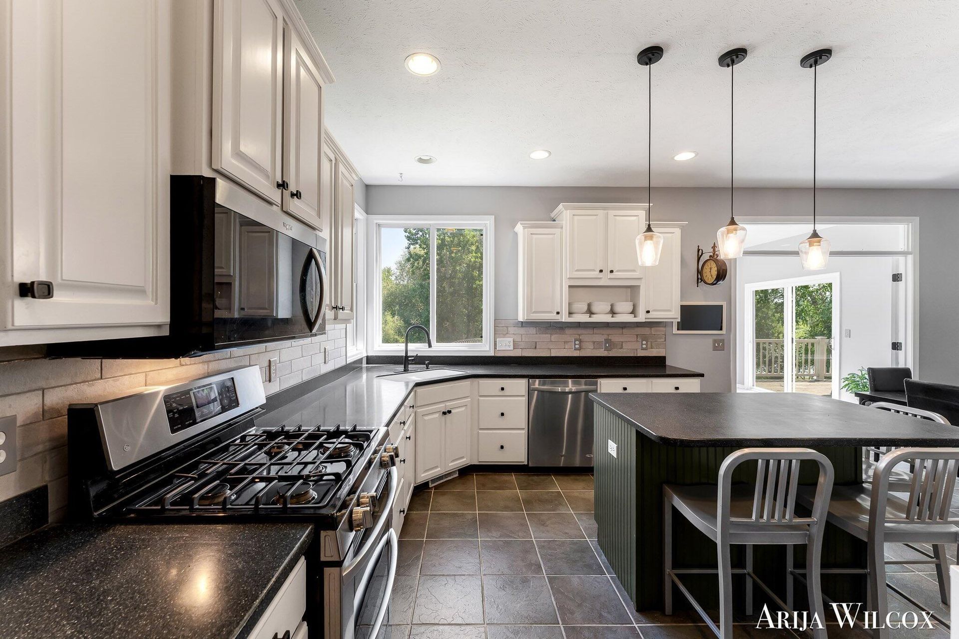 974 Dogwood Meadows Drive SE
Ada, Michigan 49301