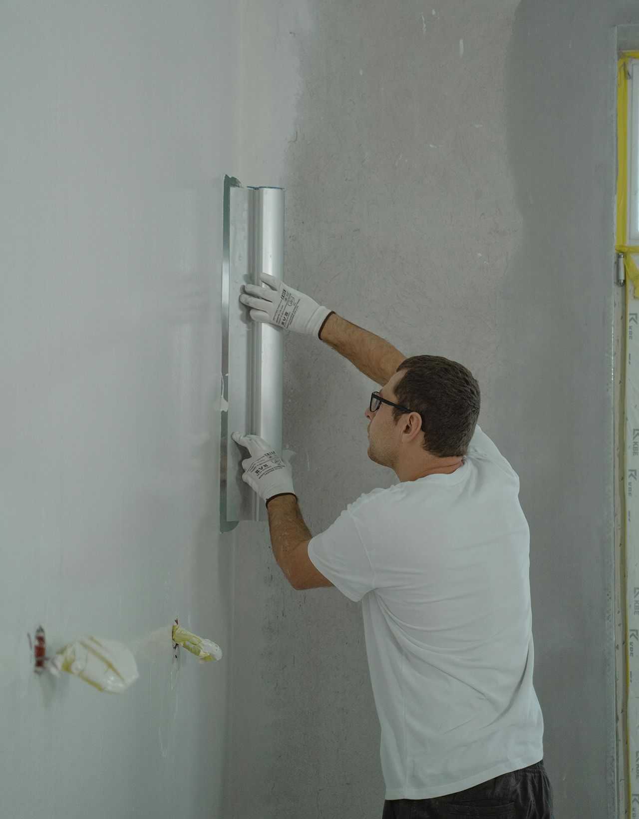 Prestige Houses, Painting and Decorating Services in Southampton, Hampshire