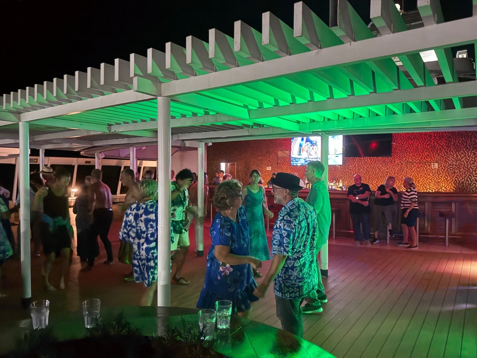SEA DAY - PARTY TIME