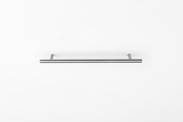 Classic Bar Handle Matte Aluminum 156mm Color Option