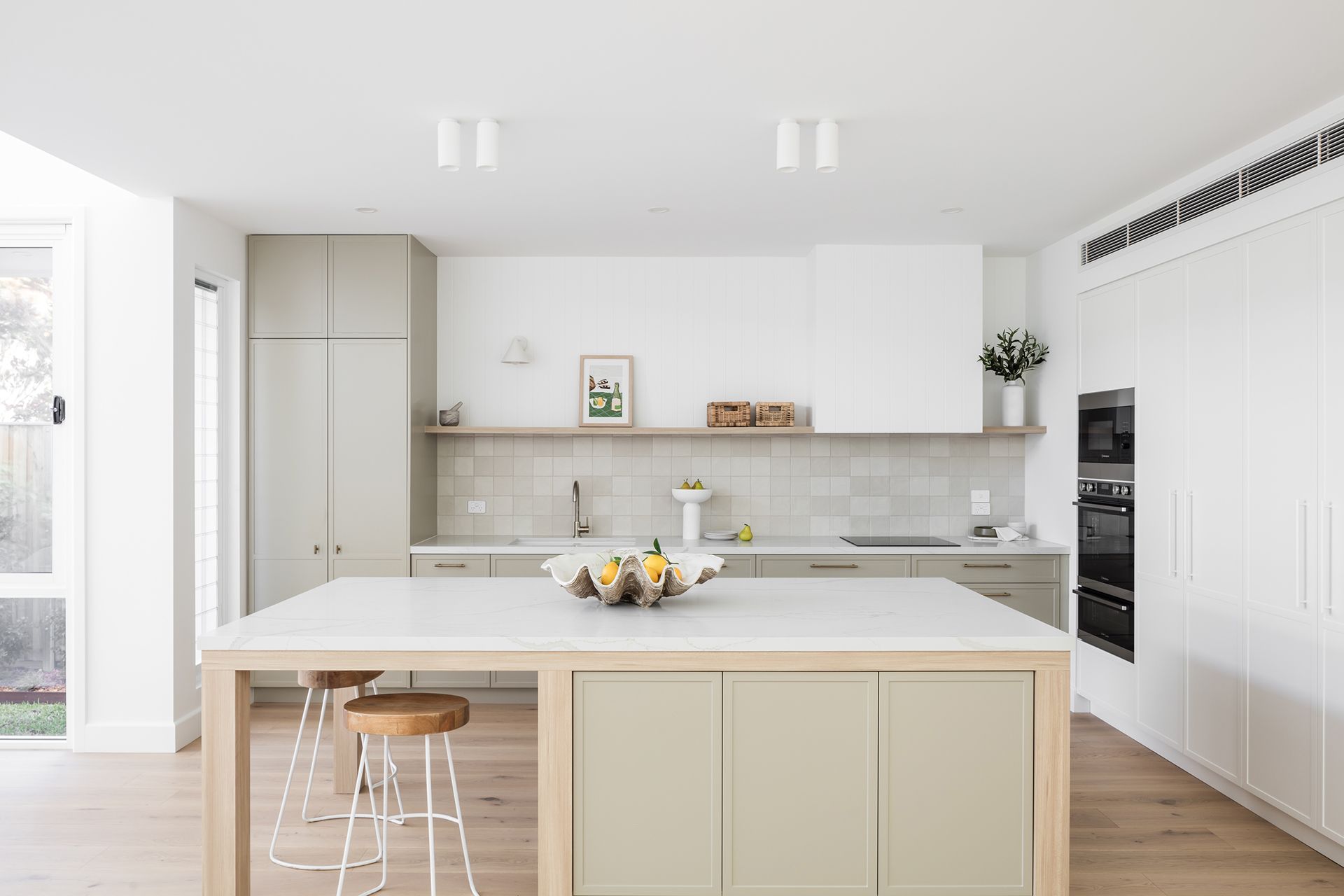 A beautiful white kitchen.