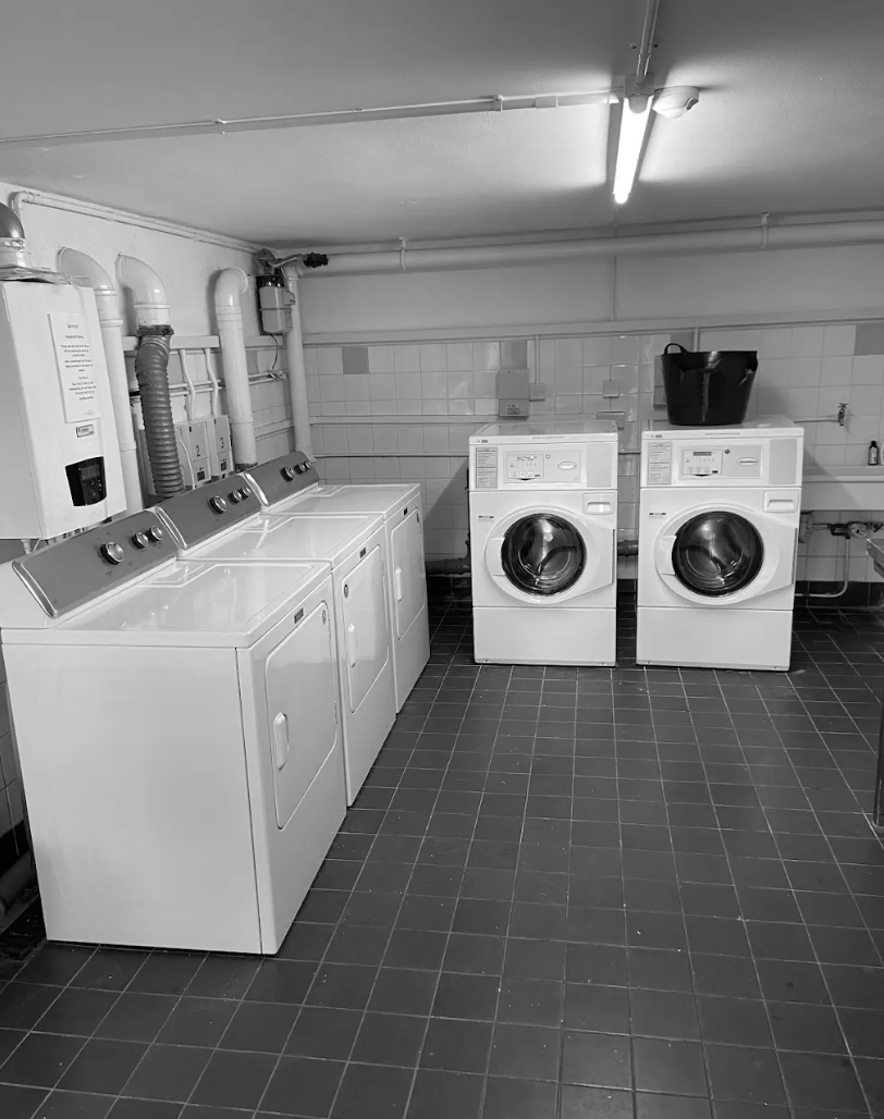 Commercial-Washing-and-Tumble-Dryers