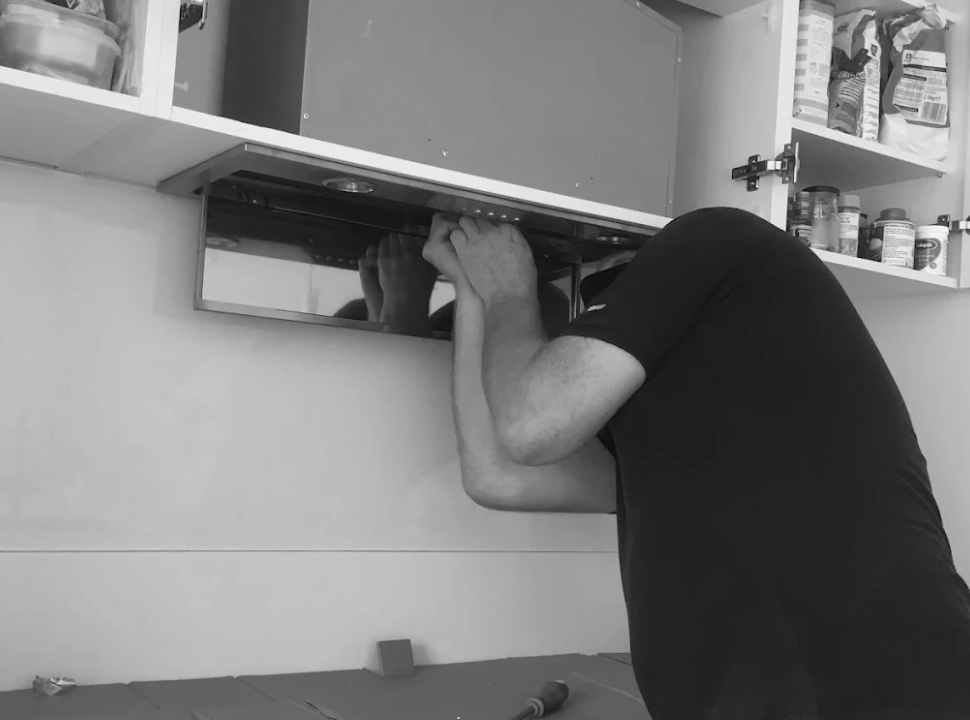 Repairing built in cooker hood