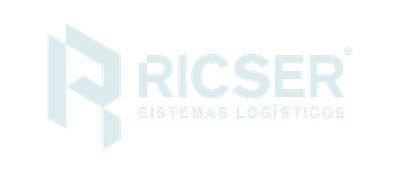 Logotipo de RICSER con marca geométrica azul claro y texto “SISTEMAS LOGÍSTICOS” sobre fondo blanco.