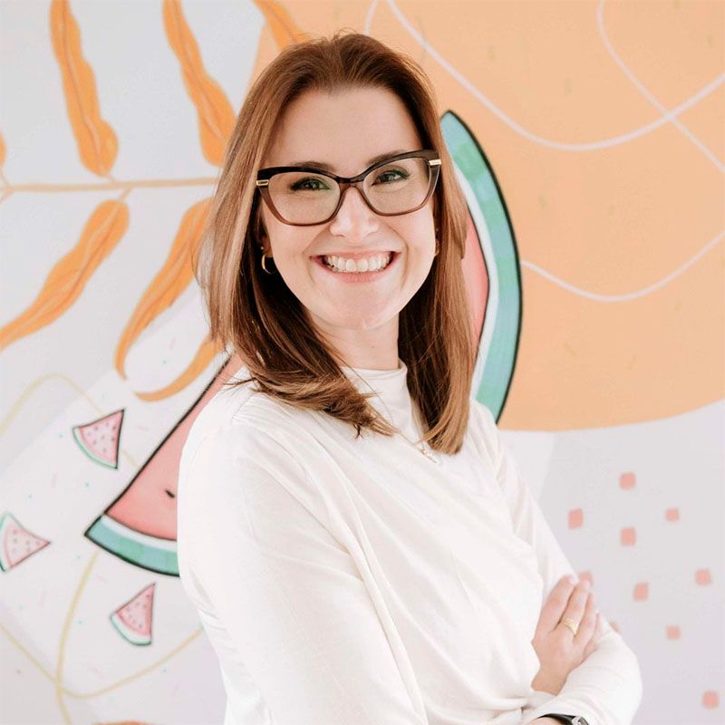 Dra Larissa Maithe Lamnhuk