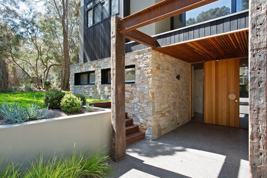 Hallway 2 — Rye, VIC — Quin Wyatt Building Designers