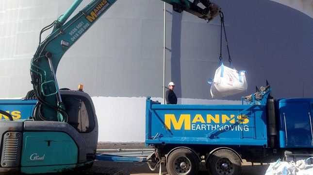 Rubbish Removal Woronora Heights NSW By Mann's Earthmoving