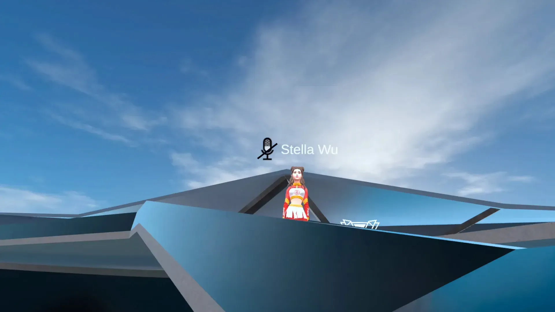 Voice talking mic emoji on top of the avatars in the RFOX VALT metaverse
