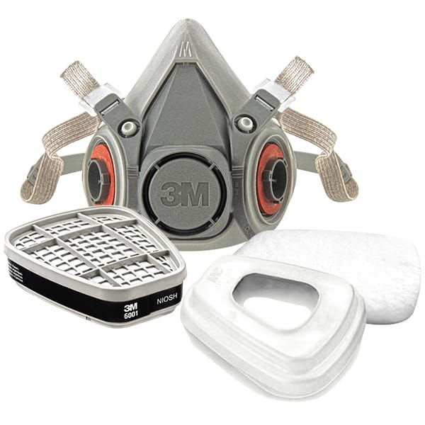 Mascarilla respiratoria de media cara 3M con dos filtros y almohadillas de filtro de repuesto blancas.