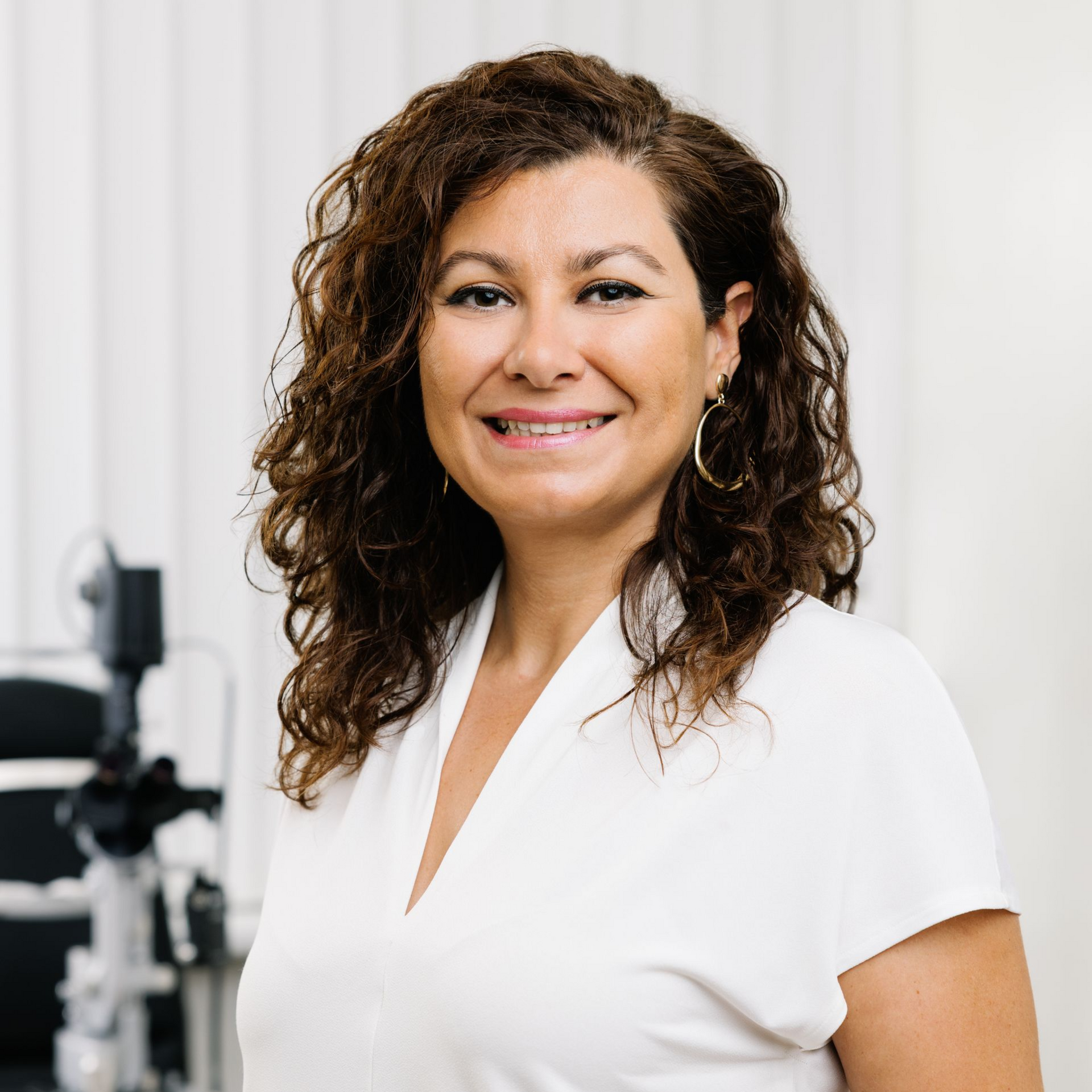 Dr. Nesrin Cakmak