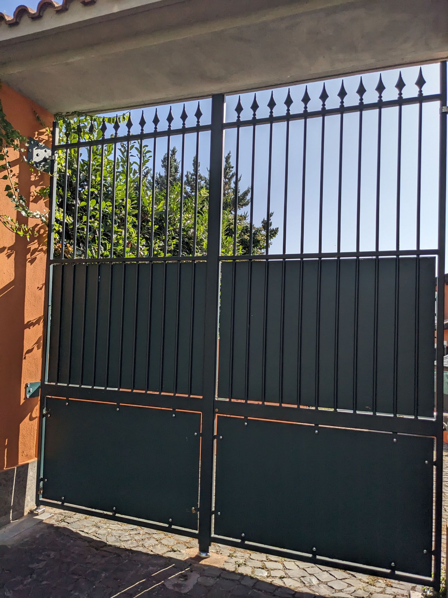 cancello in ferro battuto