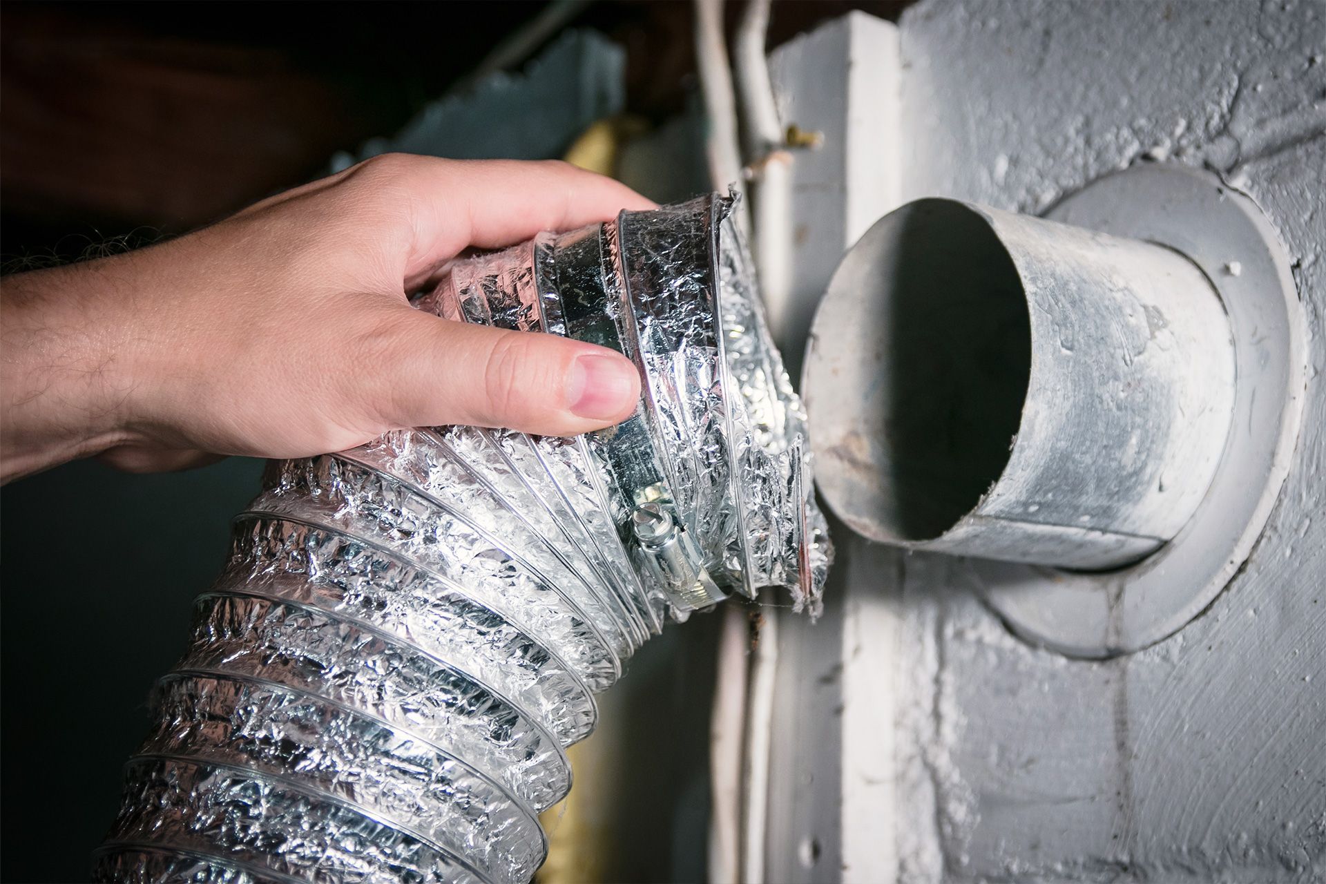 24/7 Dryer Vent Cleaning Services in Roselle, IL