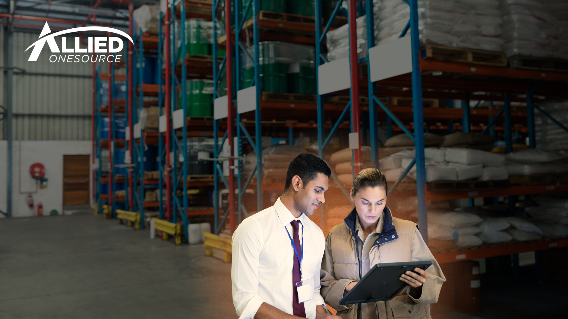 Operations and HR professionals review workforce plans to strengthen staffing alignment