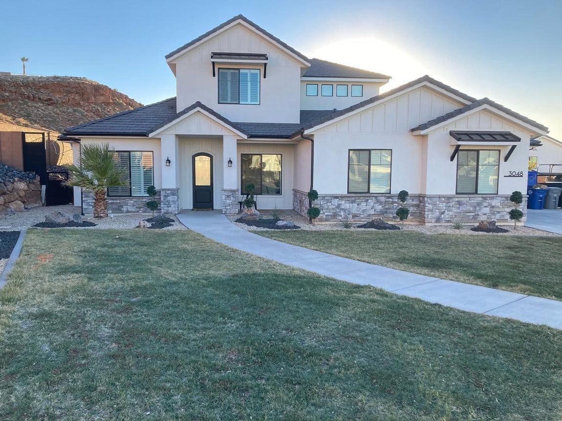 house with beautiful front yard