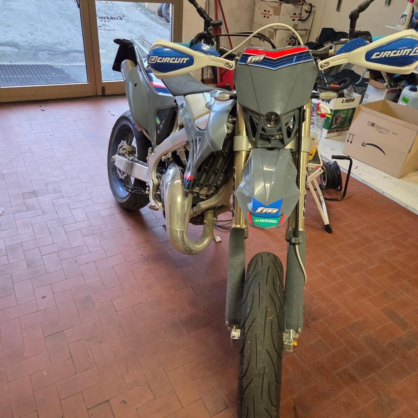 gio garage

