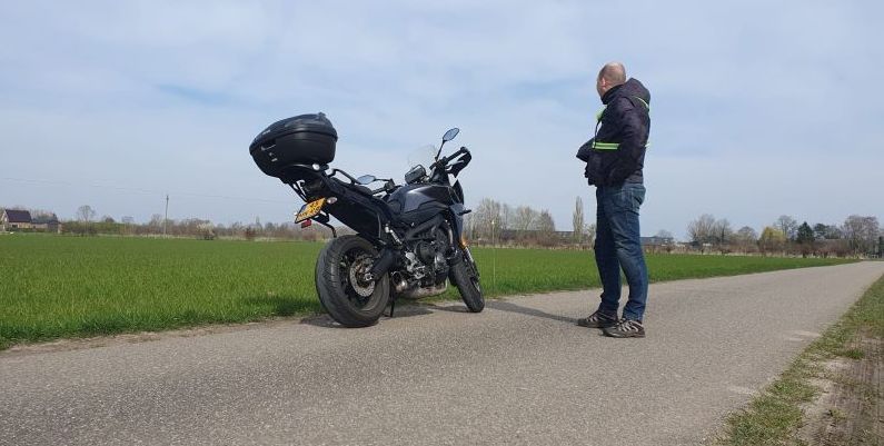 Chris Gieling Motor rijden passie hobby beleving coaching en training Apeldoorn Deventer Zutphen Stedendriehoek techneut technici ingenieur