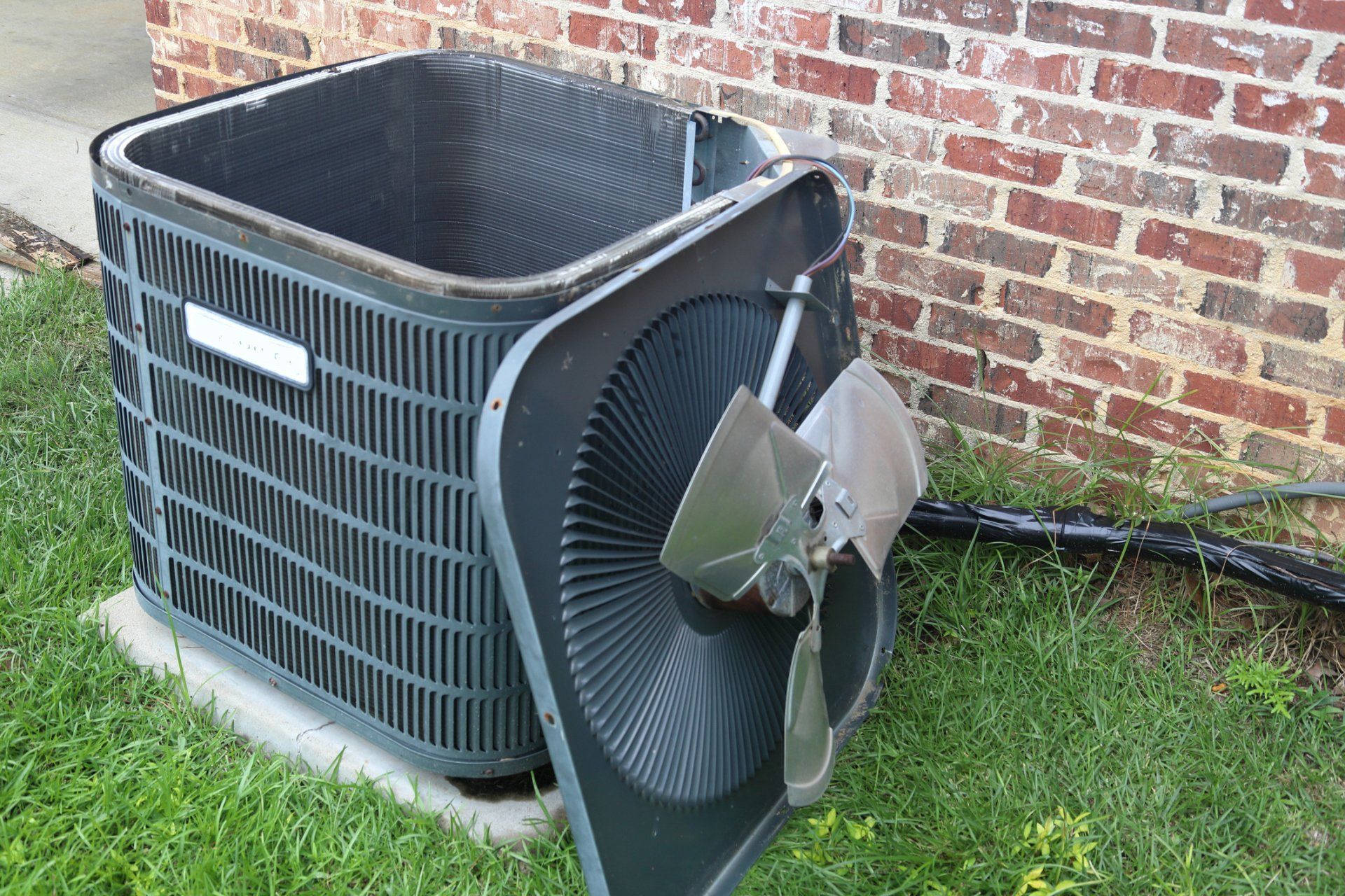 Open Heat Pump — Douglasville, GA — Parks Davis Air Conditioning & Heating