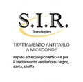Logo di S.I.R. Tecnologies con la scritta «trattamento antitarlo a microonde» in italiano su sfondo bianco