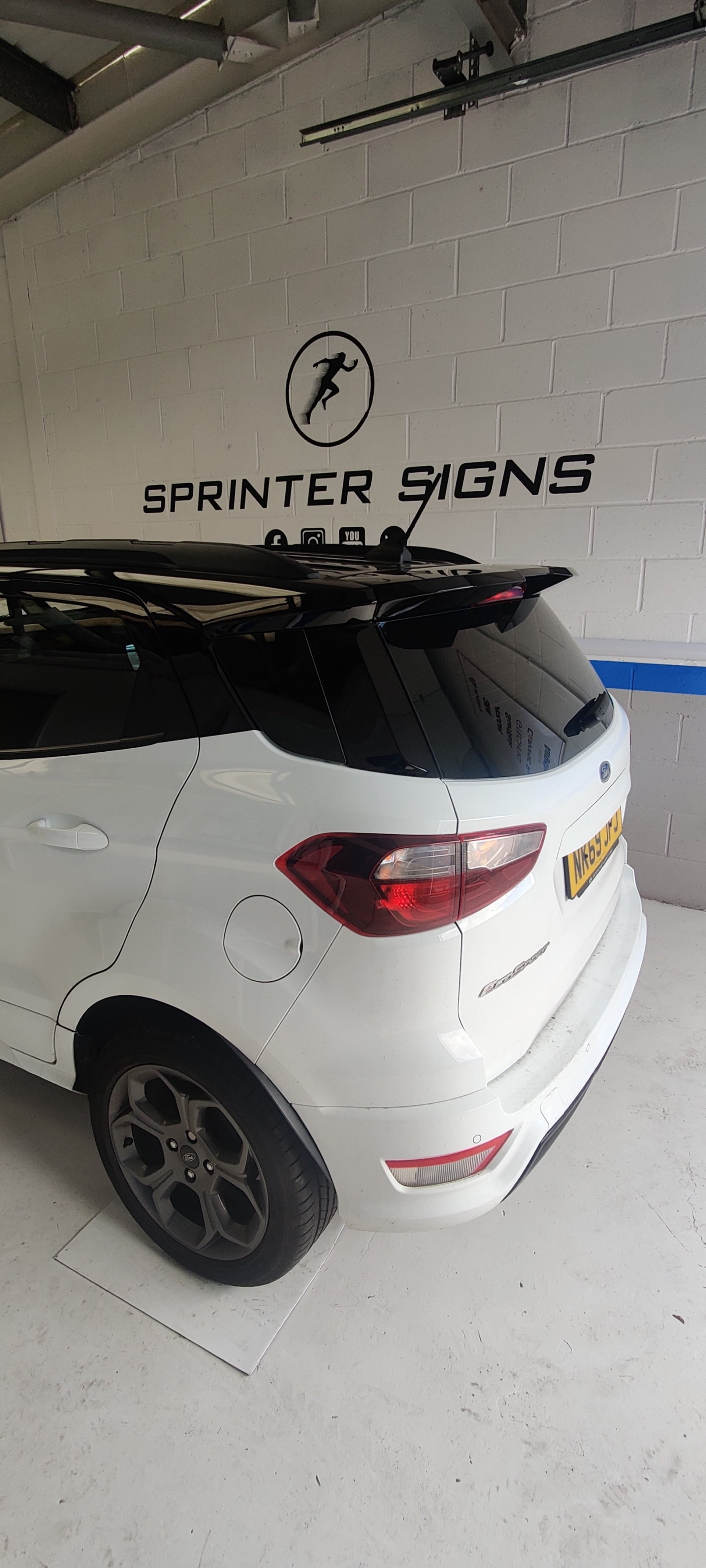 Sprinter Signs Auto Styling