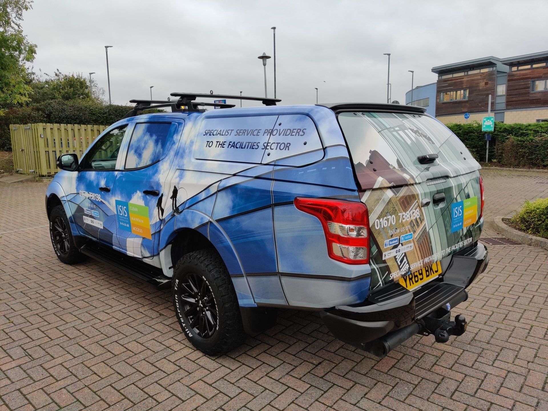 Digitally printed vinyl wrap