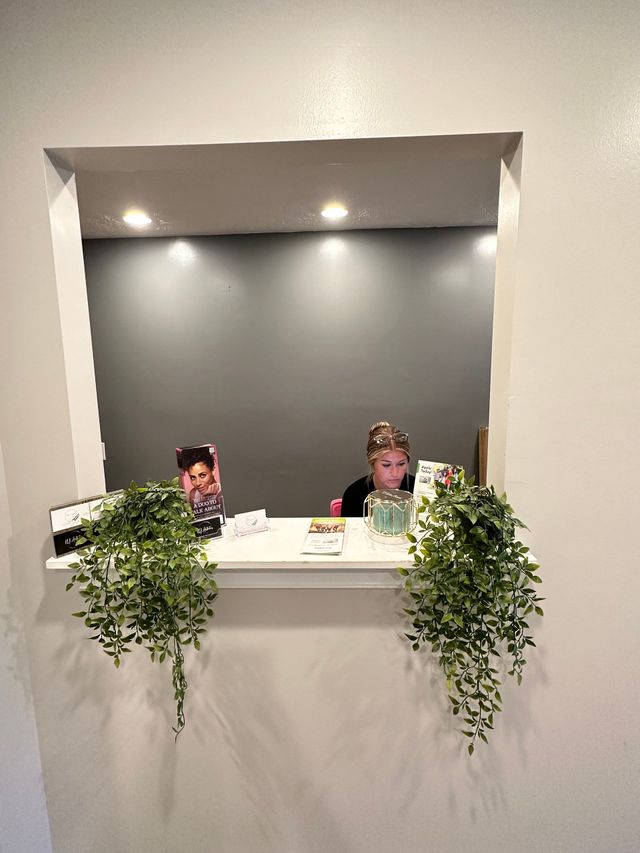 Front Desk of KY Aesthetics and Wellness