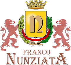 Un logo per franco nunziata con due leoni e una corona