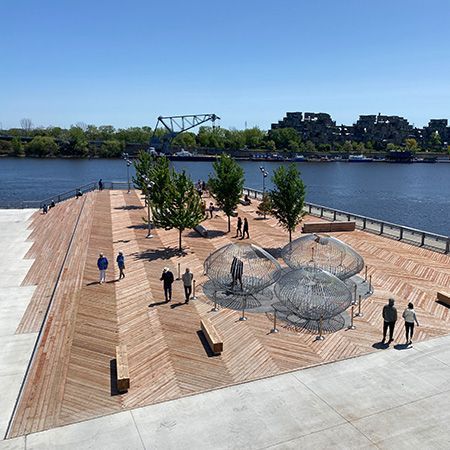 GRAND QUAI DU PORT DE MONTRÉAL : photo©NIPPAYSAGE