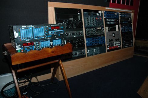 Rackmounted Gear