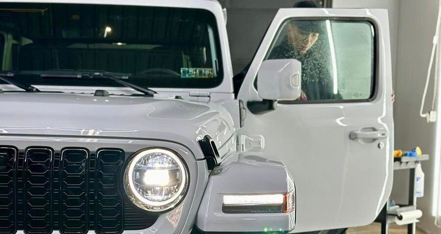 car window tinting installation 