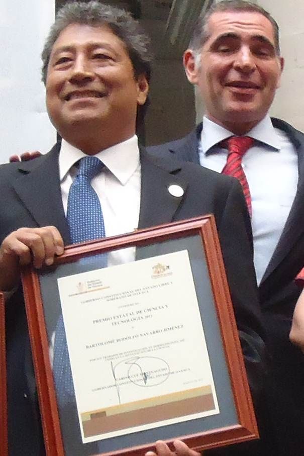 DR. RODOLFO NAVARRO JIMÉNEZ