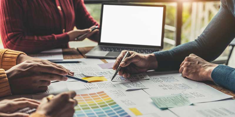 Chicago SEO experts planning content strategy