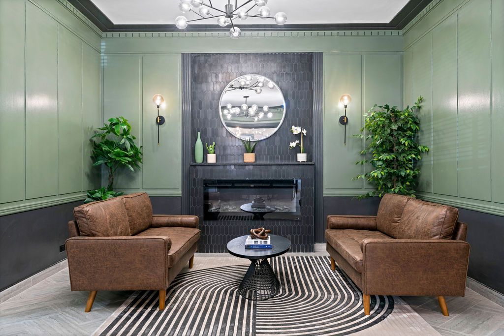 common area with couches