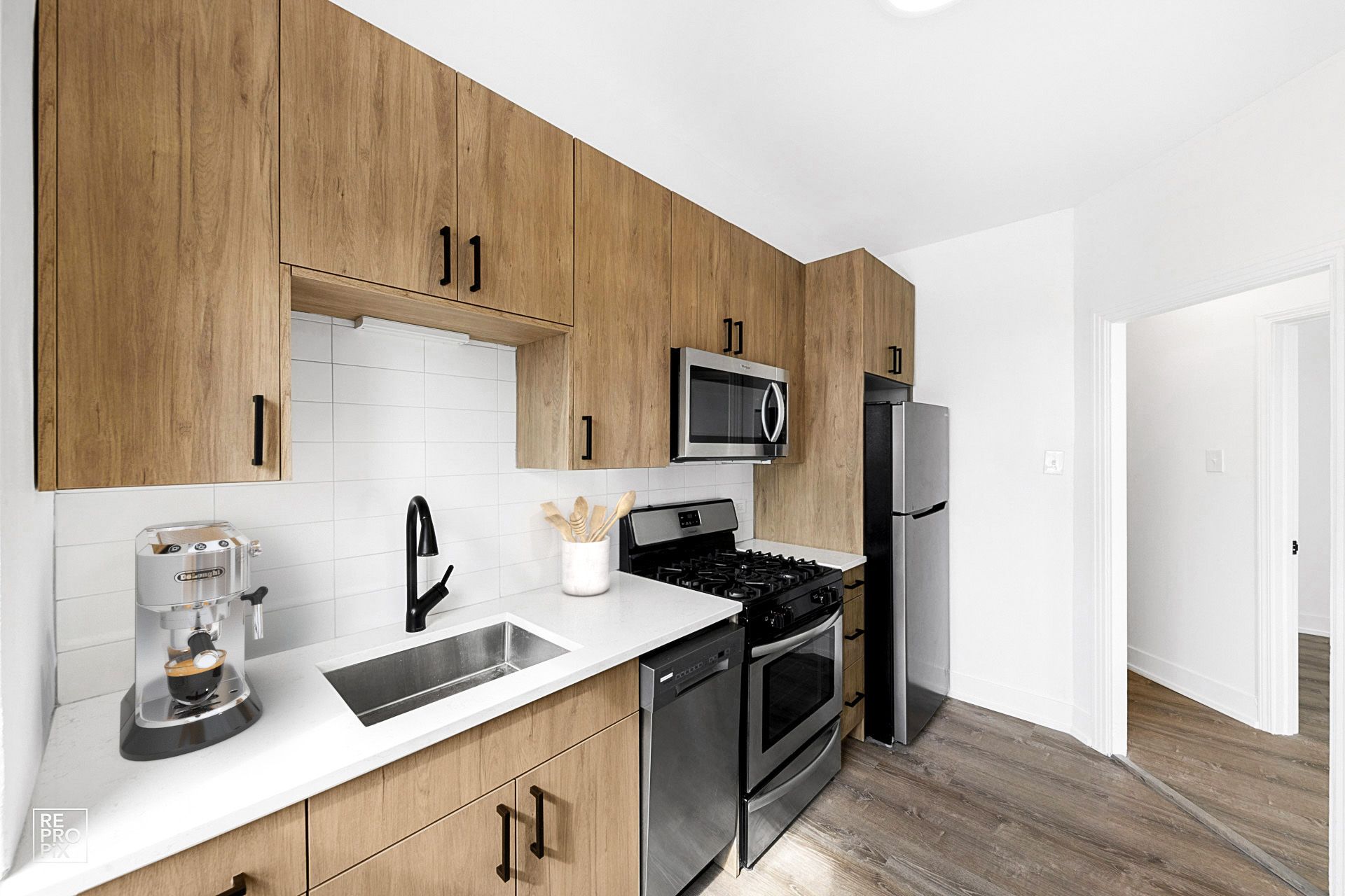 2 Bedroom kitchen