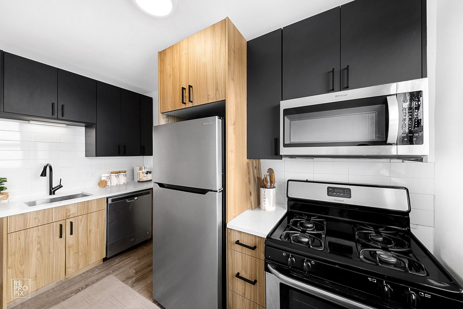 3 bedroom kitchen