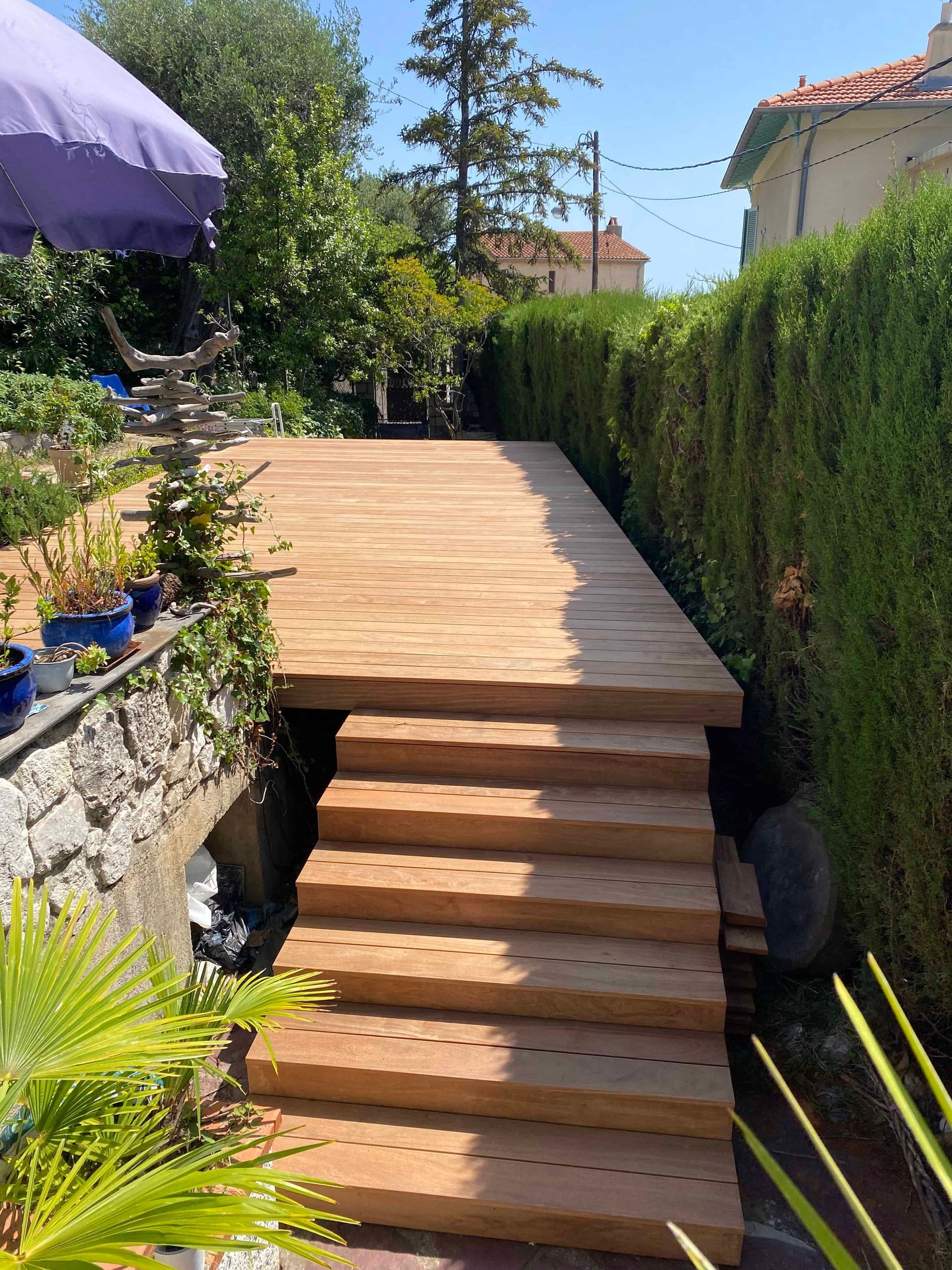 Terrasse surélevée en bois CUMARU 