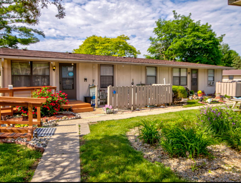 Plumwood Apartments Aspen Management