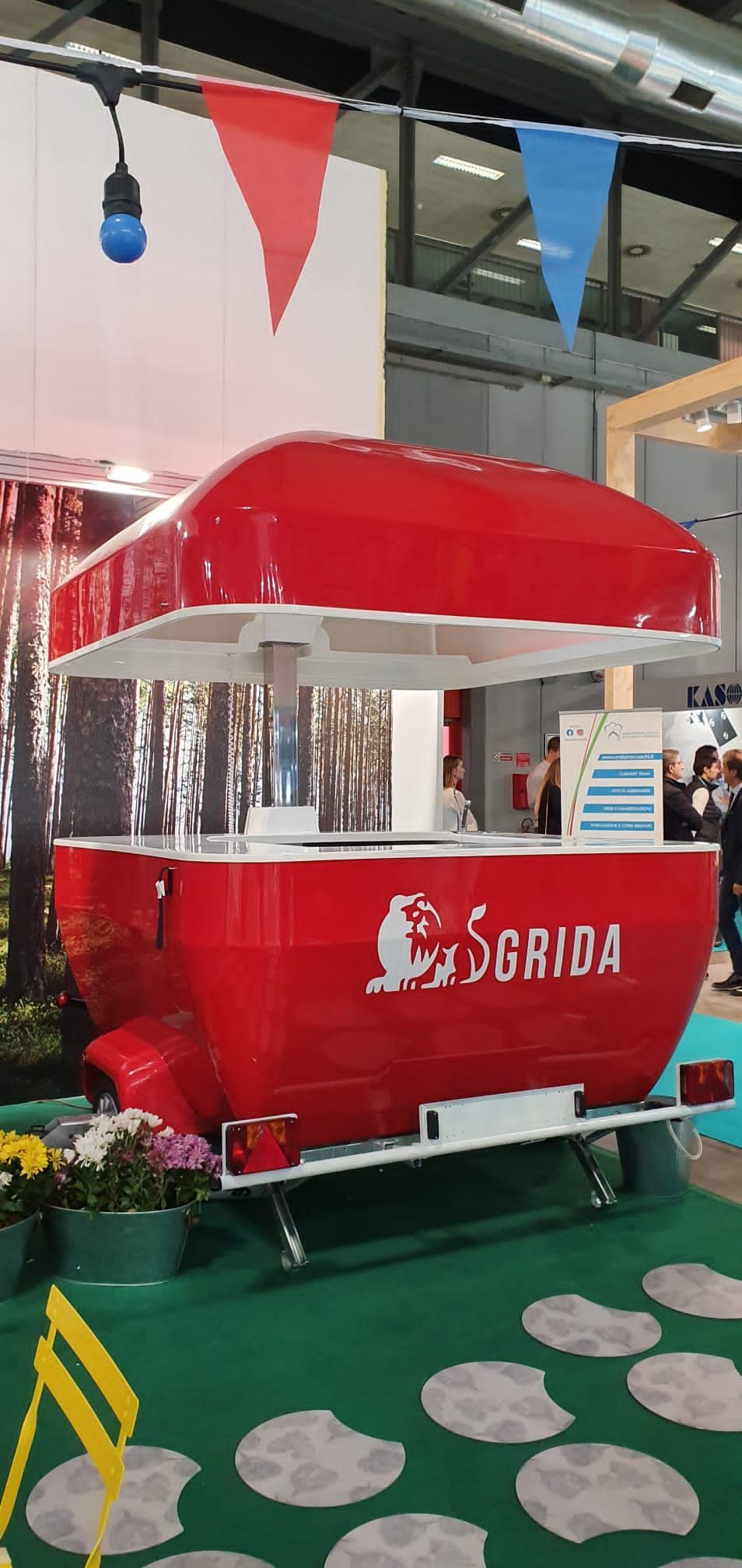Florens Chiosco Mobile Rimorchiabile in vetroresina per snack caffè churros crepes granite drink spremute