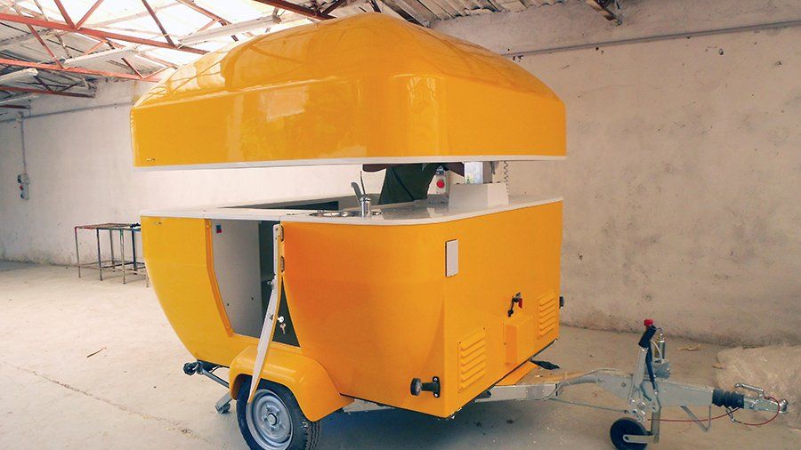 chiosco mobile in vetroresina fisso su carrello a rimorchio per street food truck o ufficio mobile chiosco informazioni Florens Kiosk 04