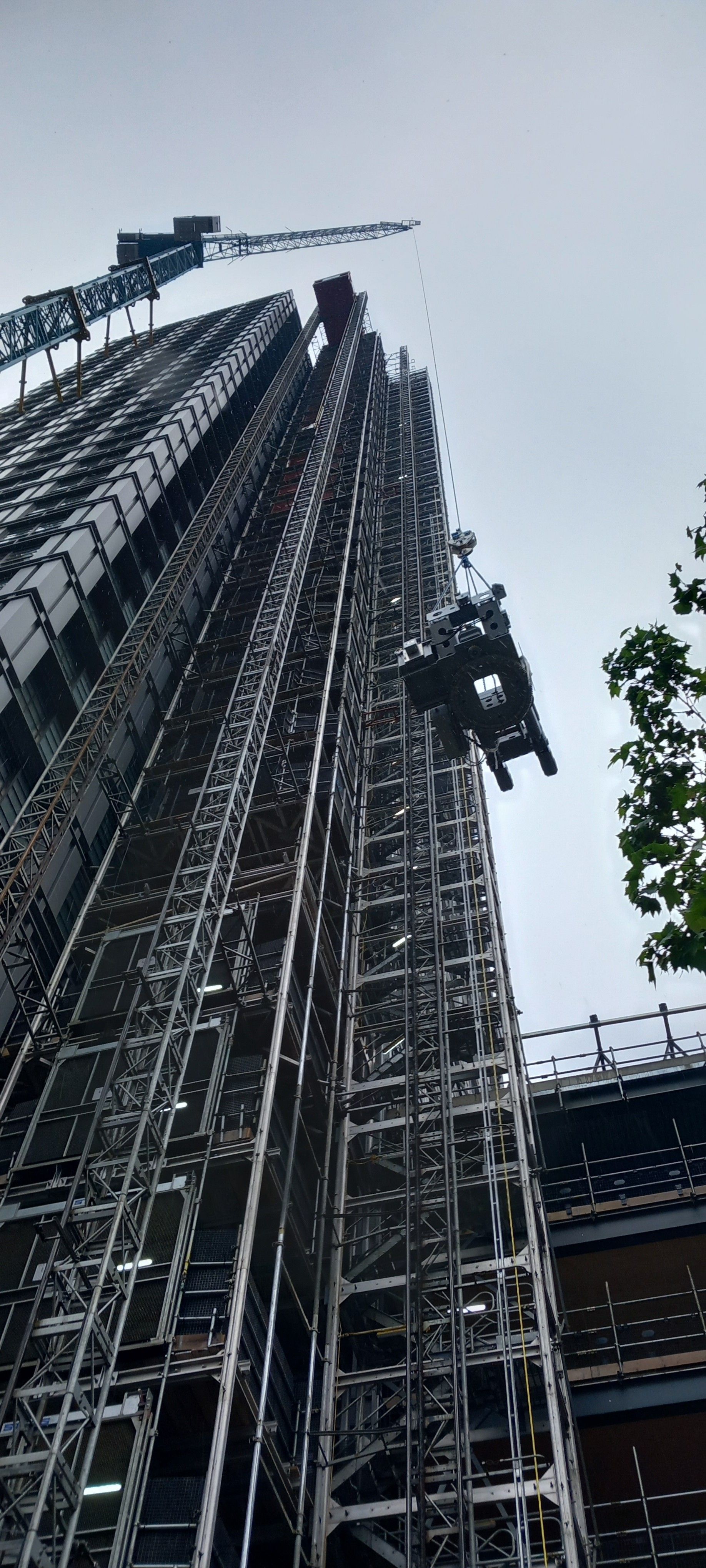 BMU installation at Canada Water