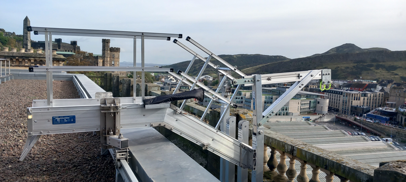 Gantry system access engineering for facade access and maintenance 