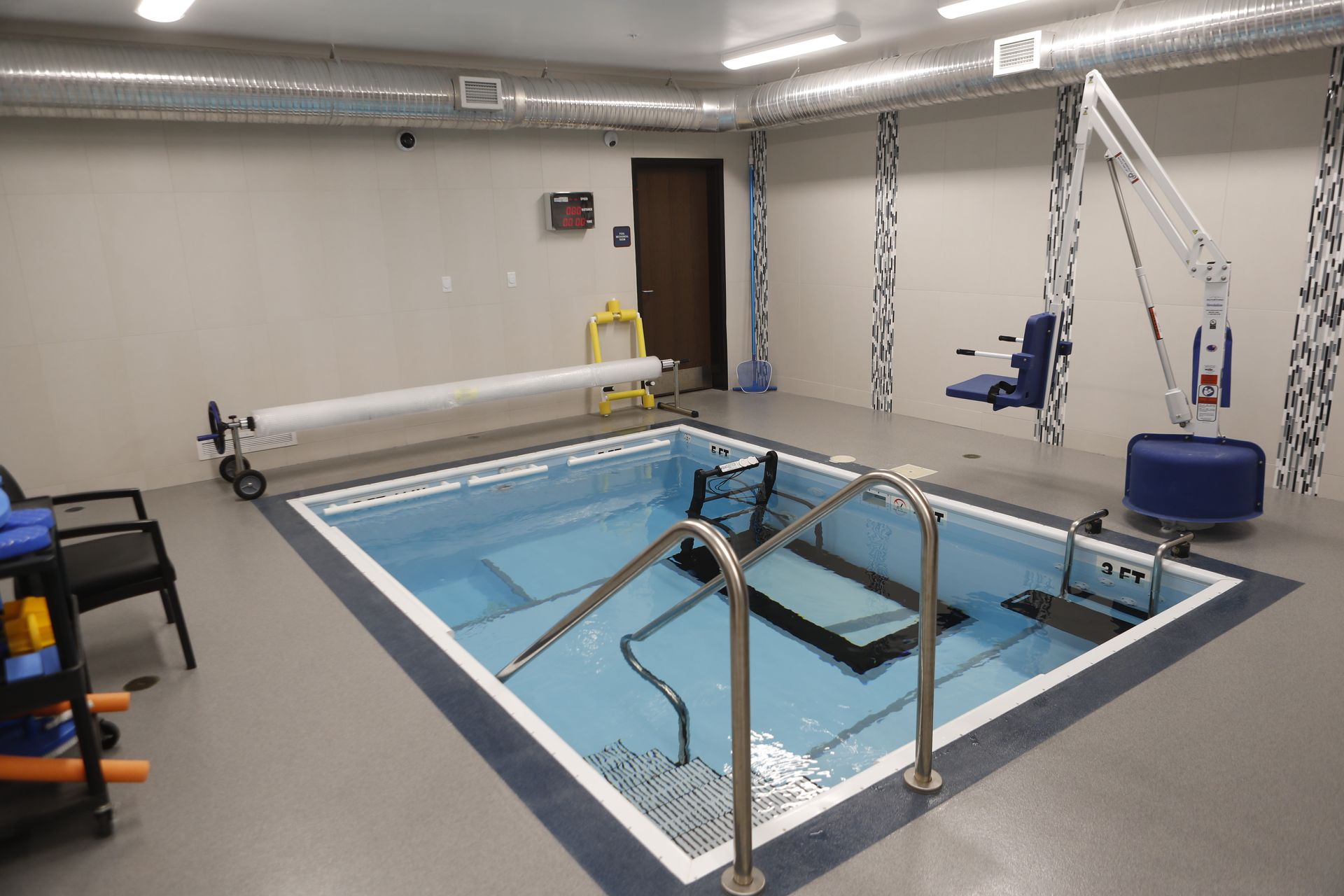 Therapy Pool DCH